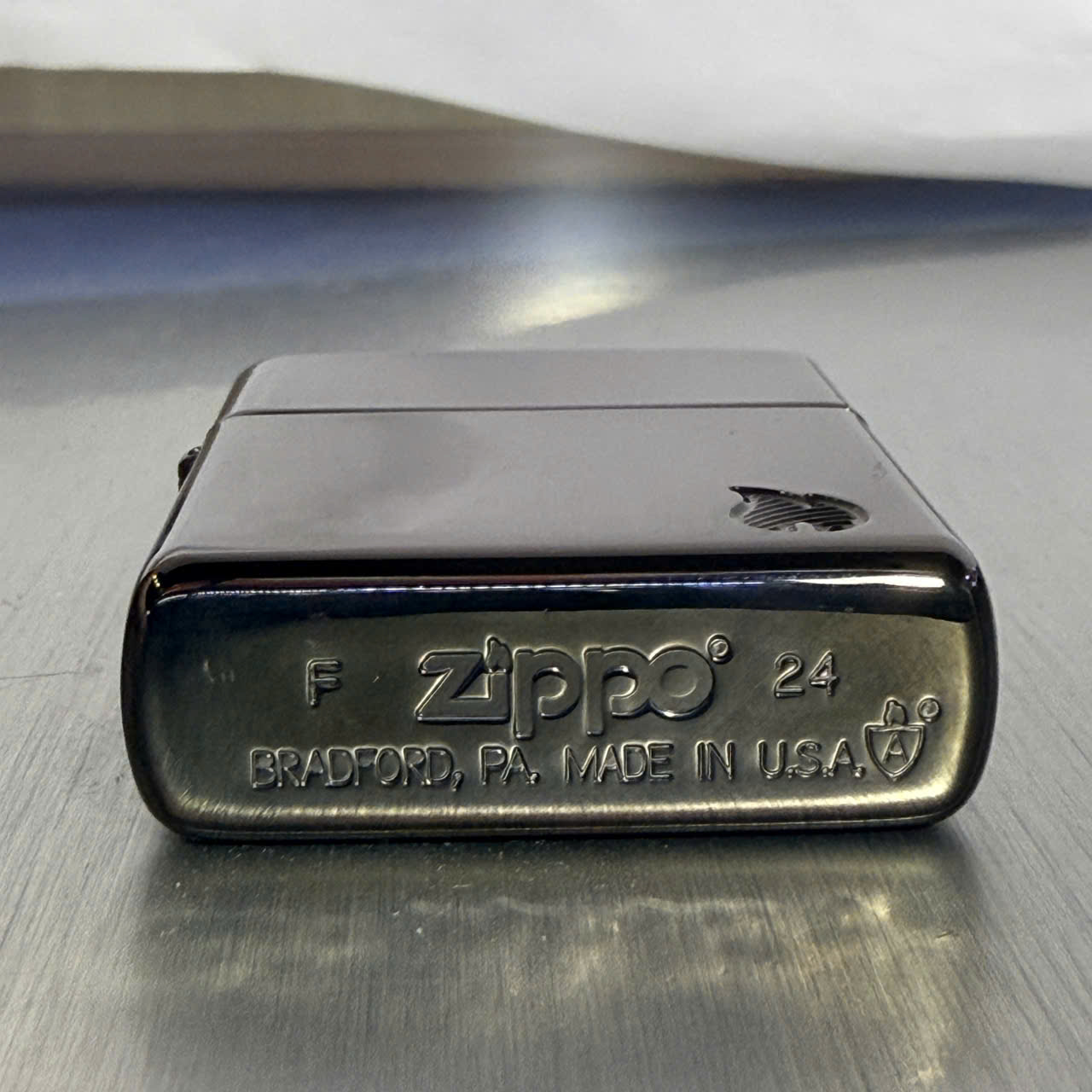 Zippo 46402 Armor High Polish Black Flame Design - Hình ảnh 6